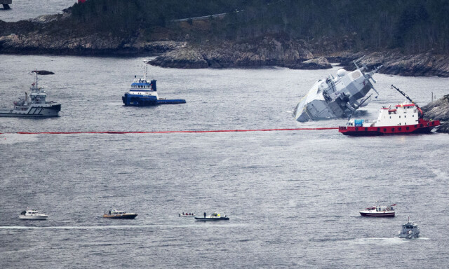 image: Starter bergingen av KNM Helge Ingstad